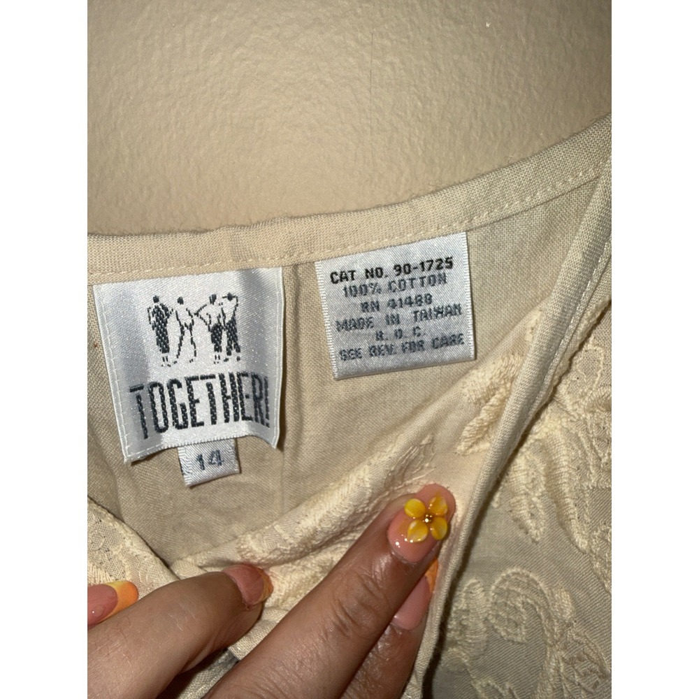 Vintage Cream Cottagecor Cotton Floral Embroidered Button Front Camisole Top 14 - Picture 4 of 6